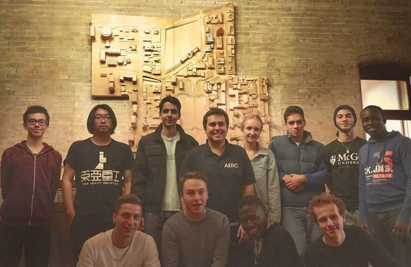 File:Aero team.jpg