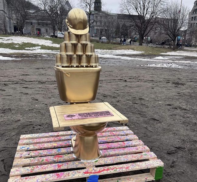 File:Throne!!.jpg
